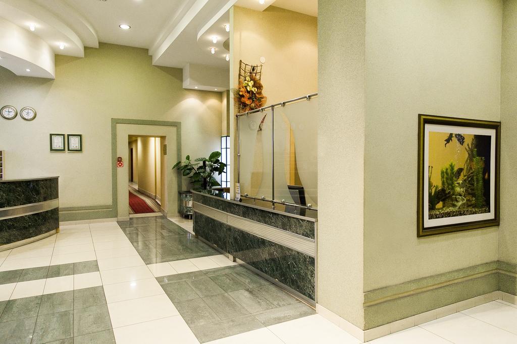 U Fontana Hotel Minsk Esterno foto