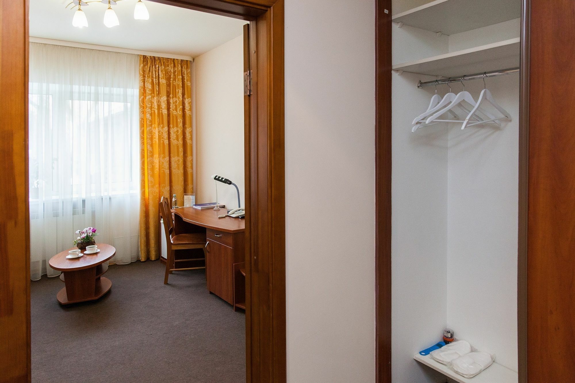 U Fontana Hotel Minsk Esterno foto